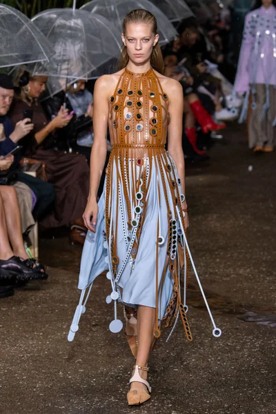 Look 52